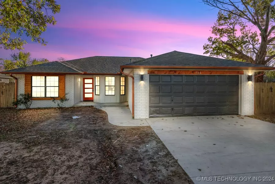 508 W Ryan PL, Catoosa, OK 74015
