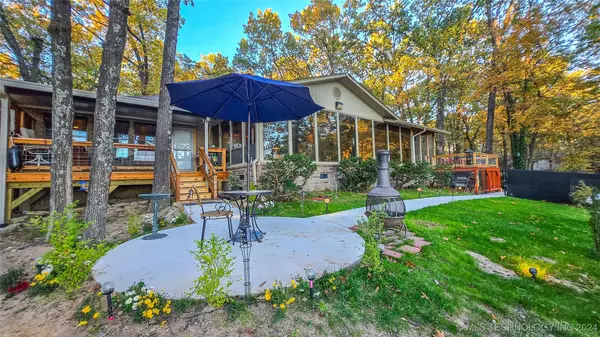 424866 E 1169 RD, Eufaula, OK 74432