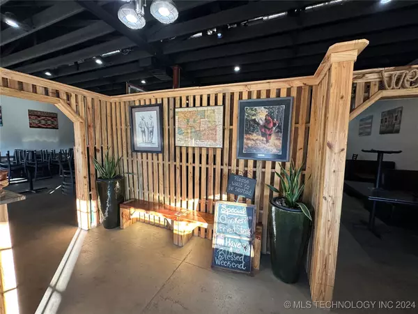 Wilburton, OK 74578,127 Main ST