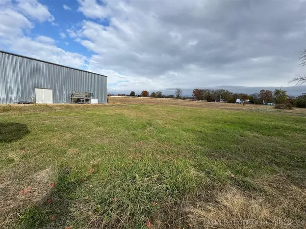 Cookson, OK 74427,32462 Highway 82