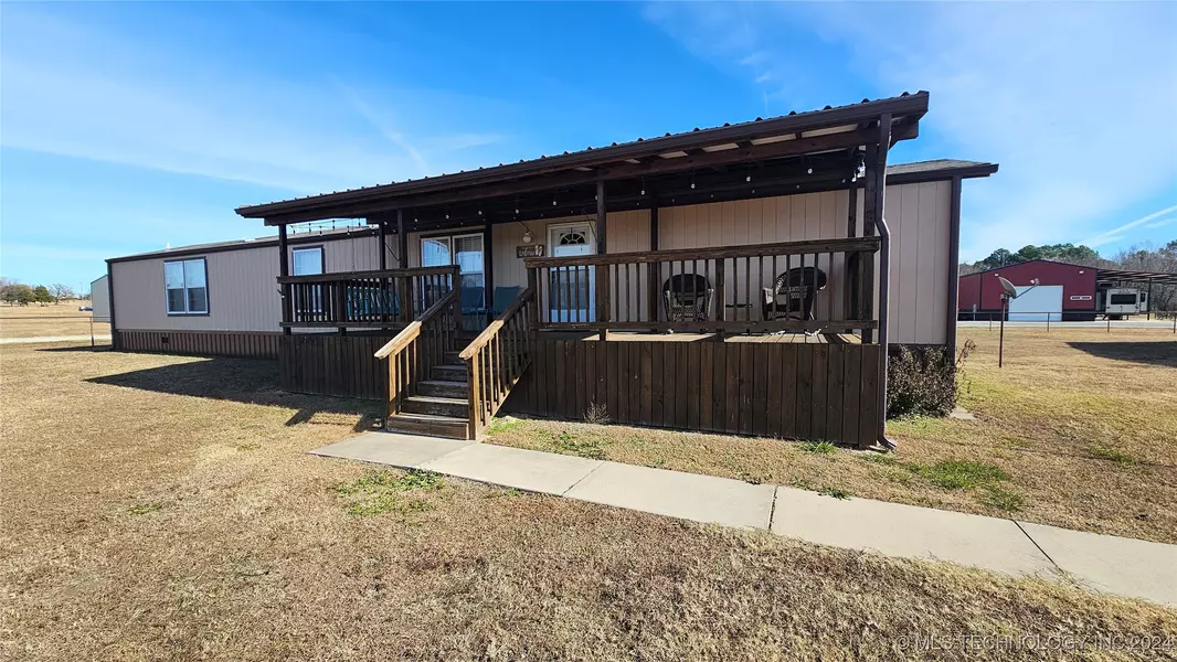 114185 S 4207 RD, Checotah, OK 74426