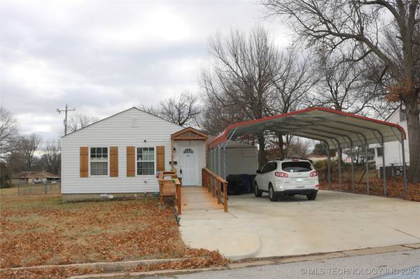 5510 E 4th TER, Tulsa, OK 74112