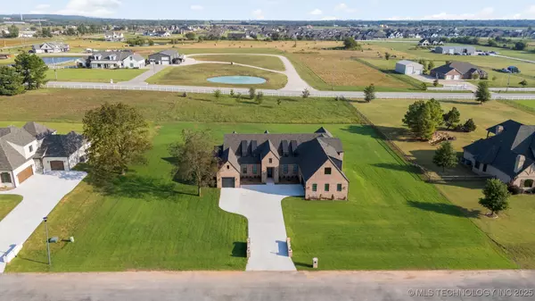 Mounds, OK 74047,207 W 172nd ST S