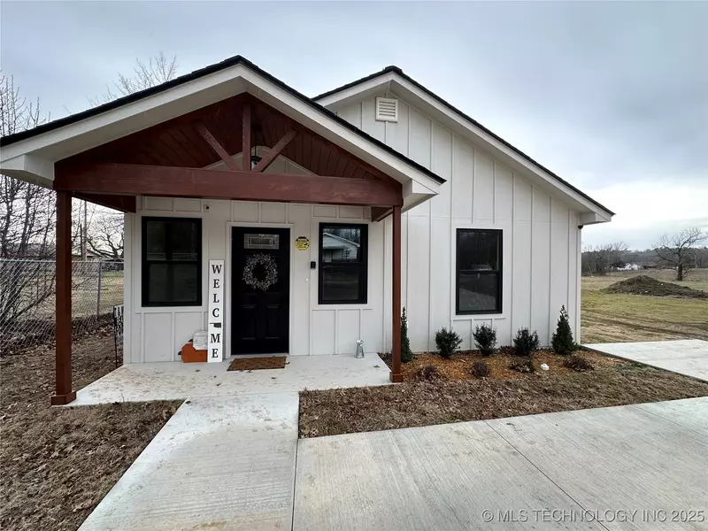 413 E Tutt ST, Henryetta, OK 74437