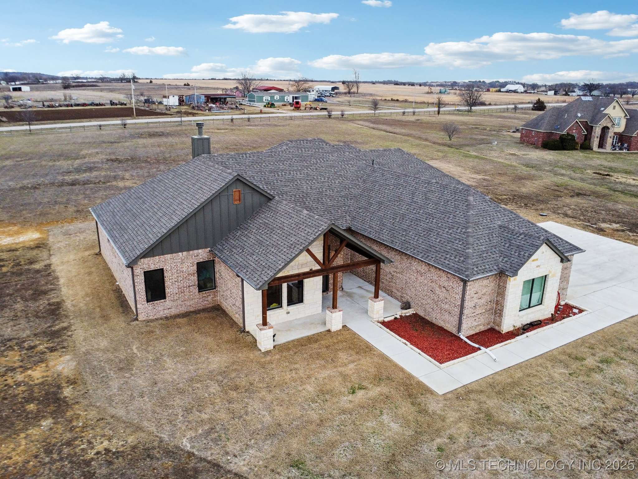 Skiatook, OK 74070,18497 N Jamestown AVE