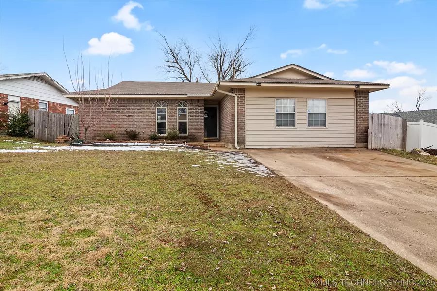 12810 E 13th PL S, Tulsa, OK 74128