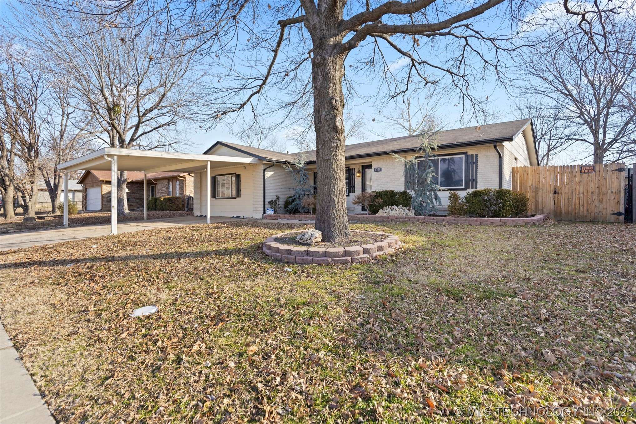 1319 S 124th East East Avenue, Tulsa, OK 74128