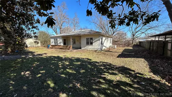 4 N Jerome ST, Coalgate, OK 74538