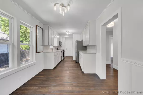 711 N Gillette AVE Tulsa, OK 74110