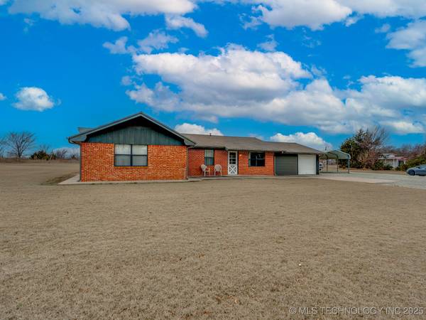 9235 County Road 1540, Ada, OK 74820