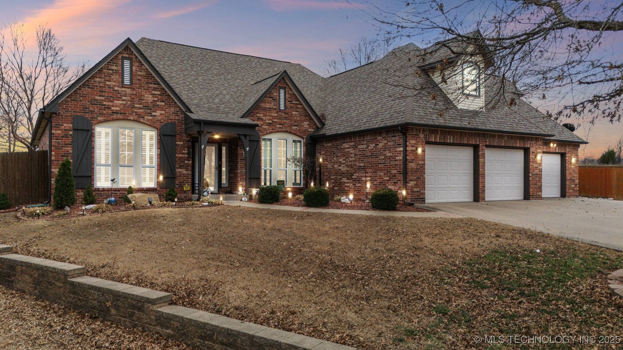3203 Callaway DR, Claremore, OK 74019