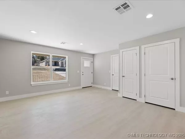 Sand Springs, OK 74063,4613 S Linwood DR