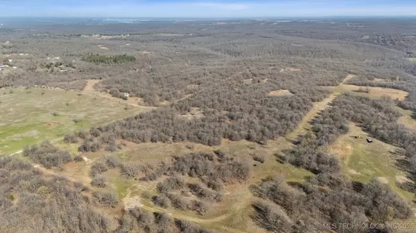 N Sioux RD, Sand Springs, OK 74063