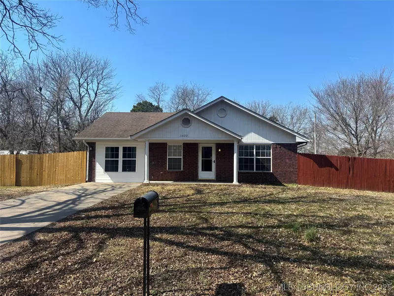 1422 N Alabama ST, Okmulgee, OK 74447