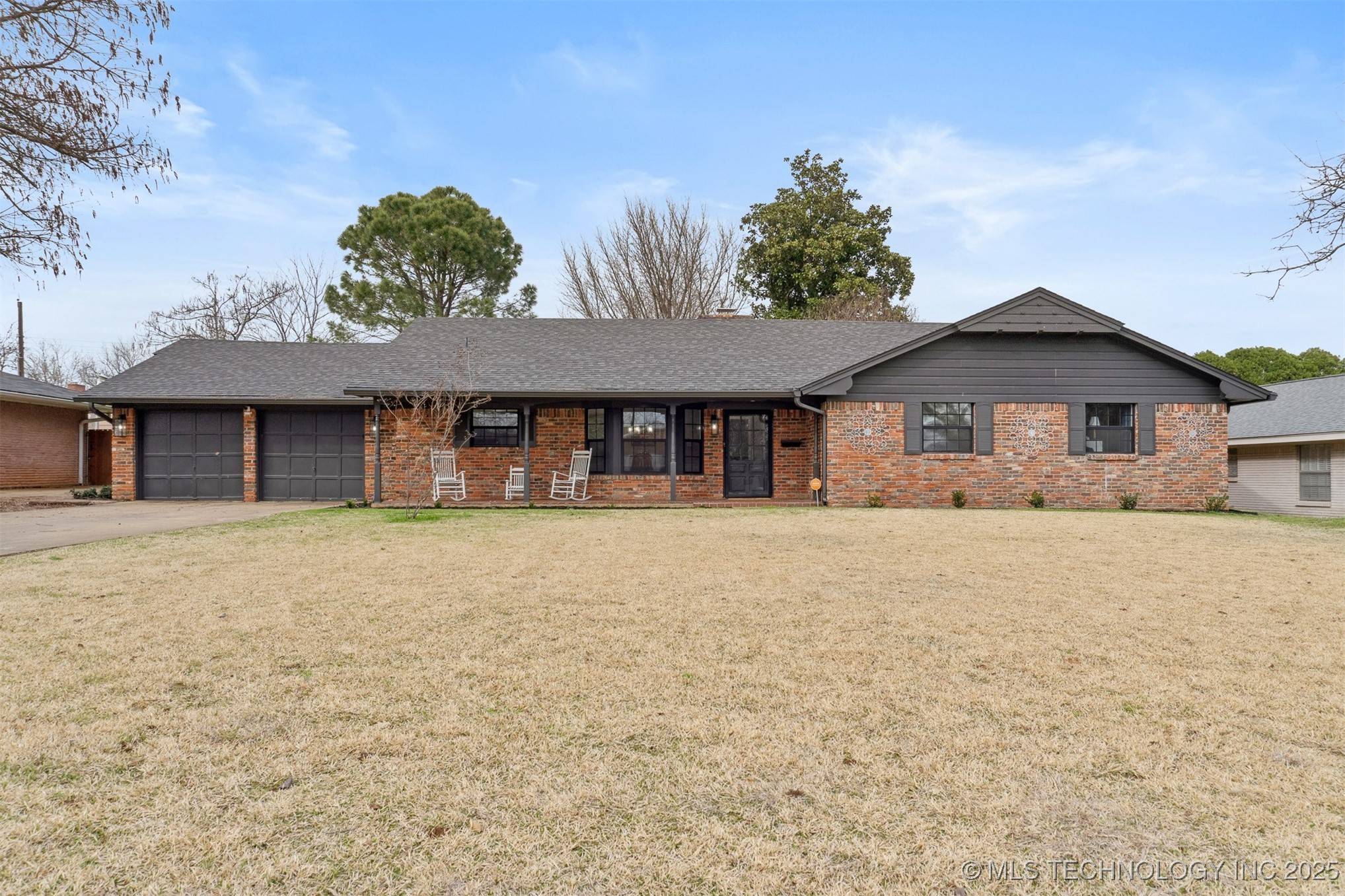 2010 W Locust ST,  Durant,  OK 74701