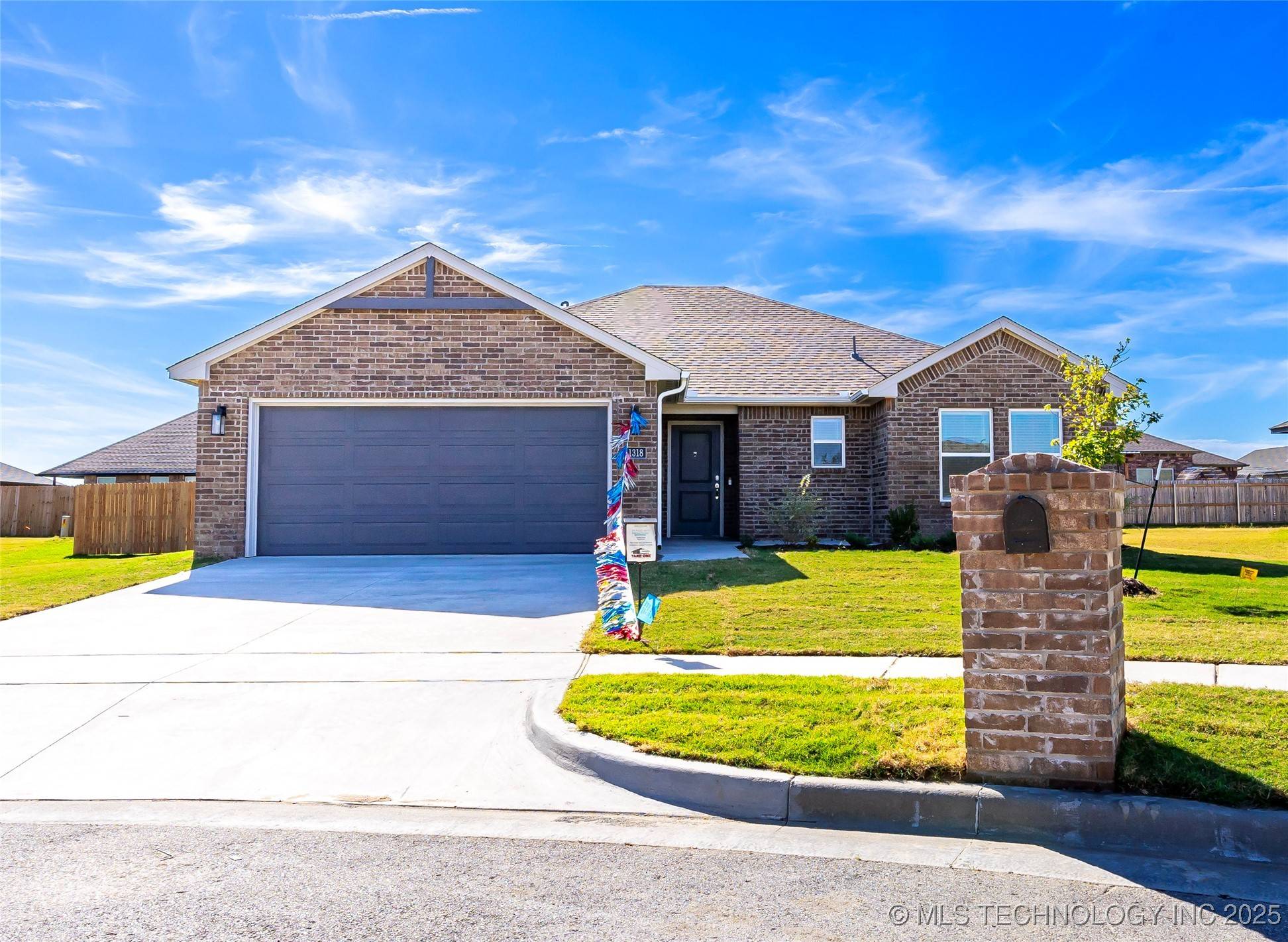1318 E 149th PL S, Glenpool, OK 74033