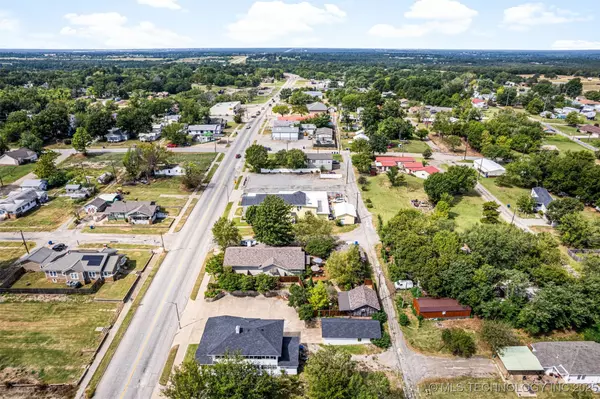Drumright, OK 74030,409 W Broadway ST