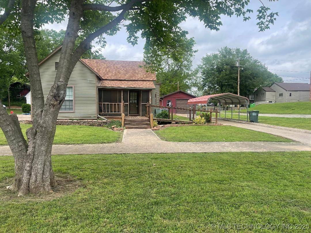 217 W 6th AVE, Bristow, OK 74010