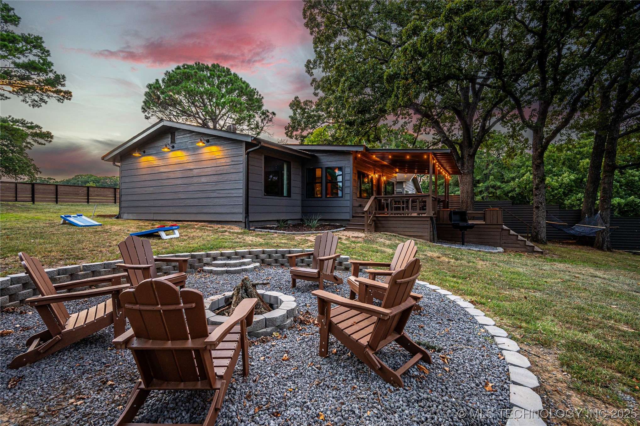 10328 Ancestor LN,  Kingston,  OK 73439
