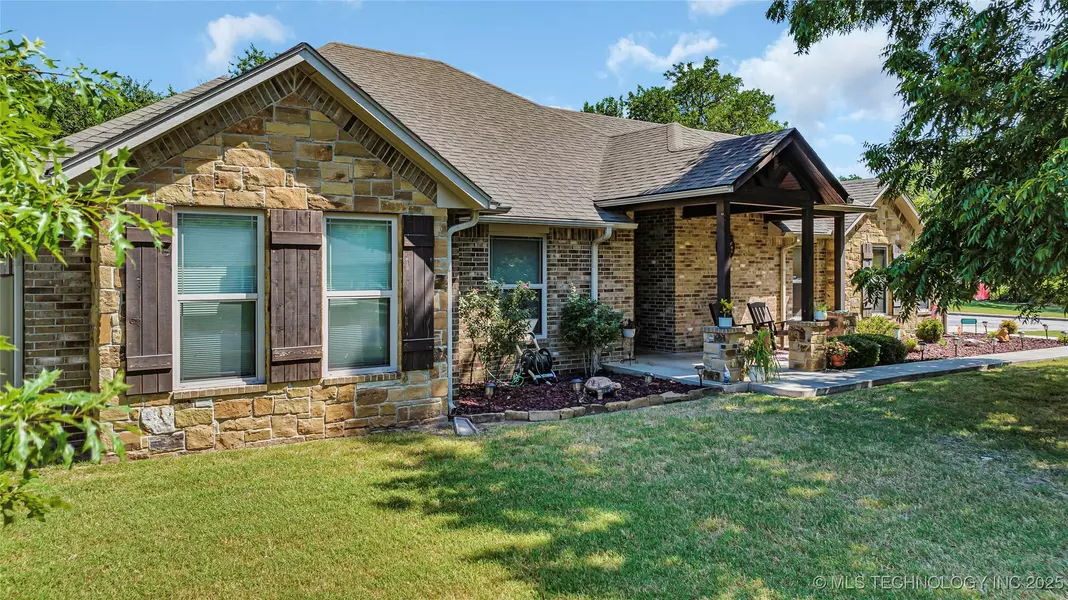 509 S 8th, Davis, OK 73030
