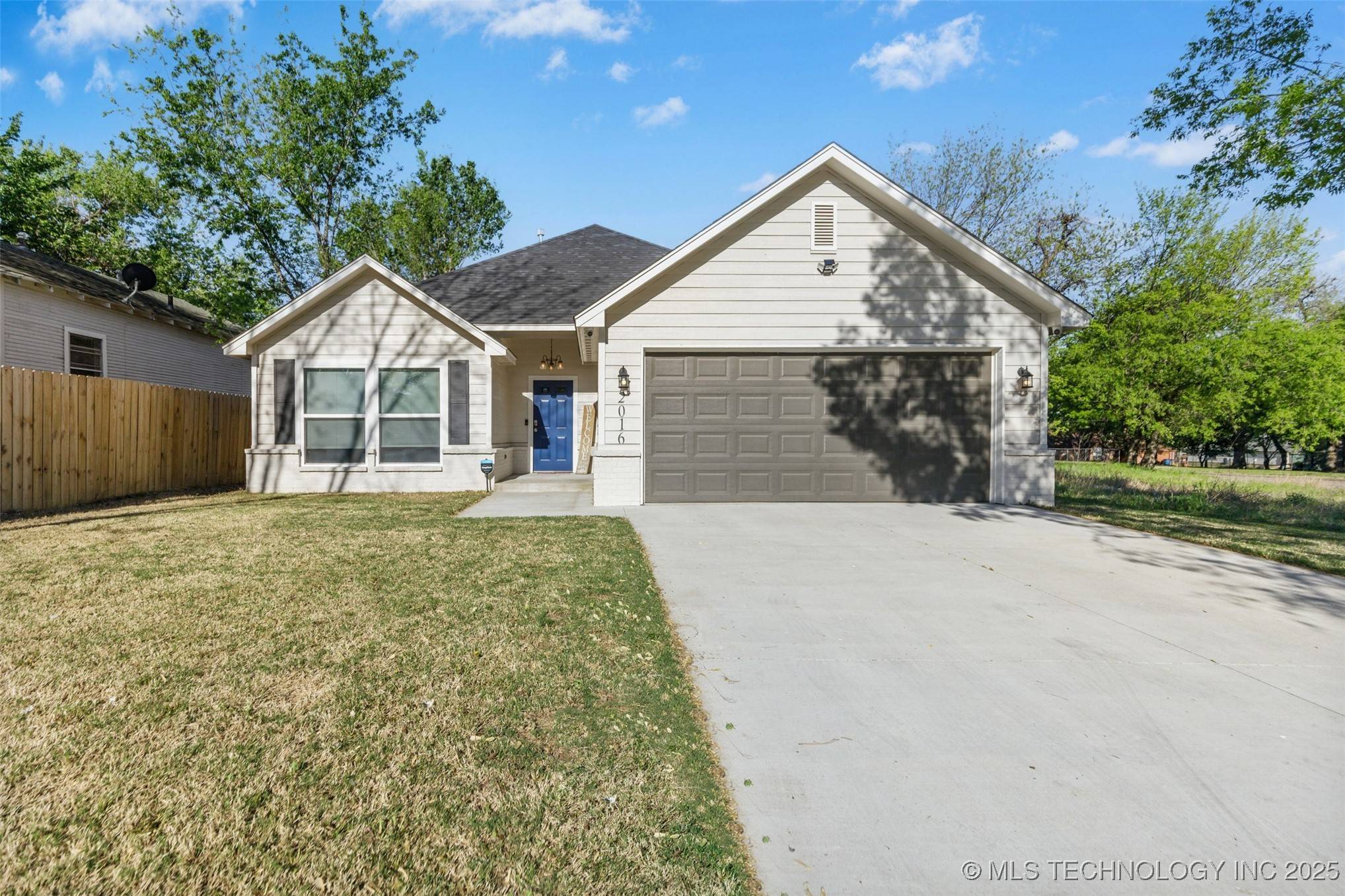 2016 N Owasso AVE, Tulsa, OK 74106