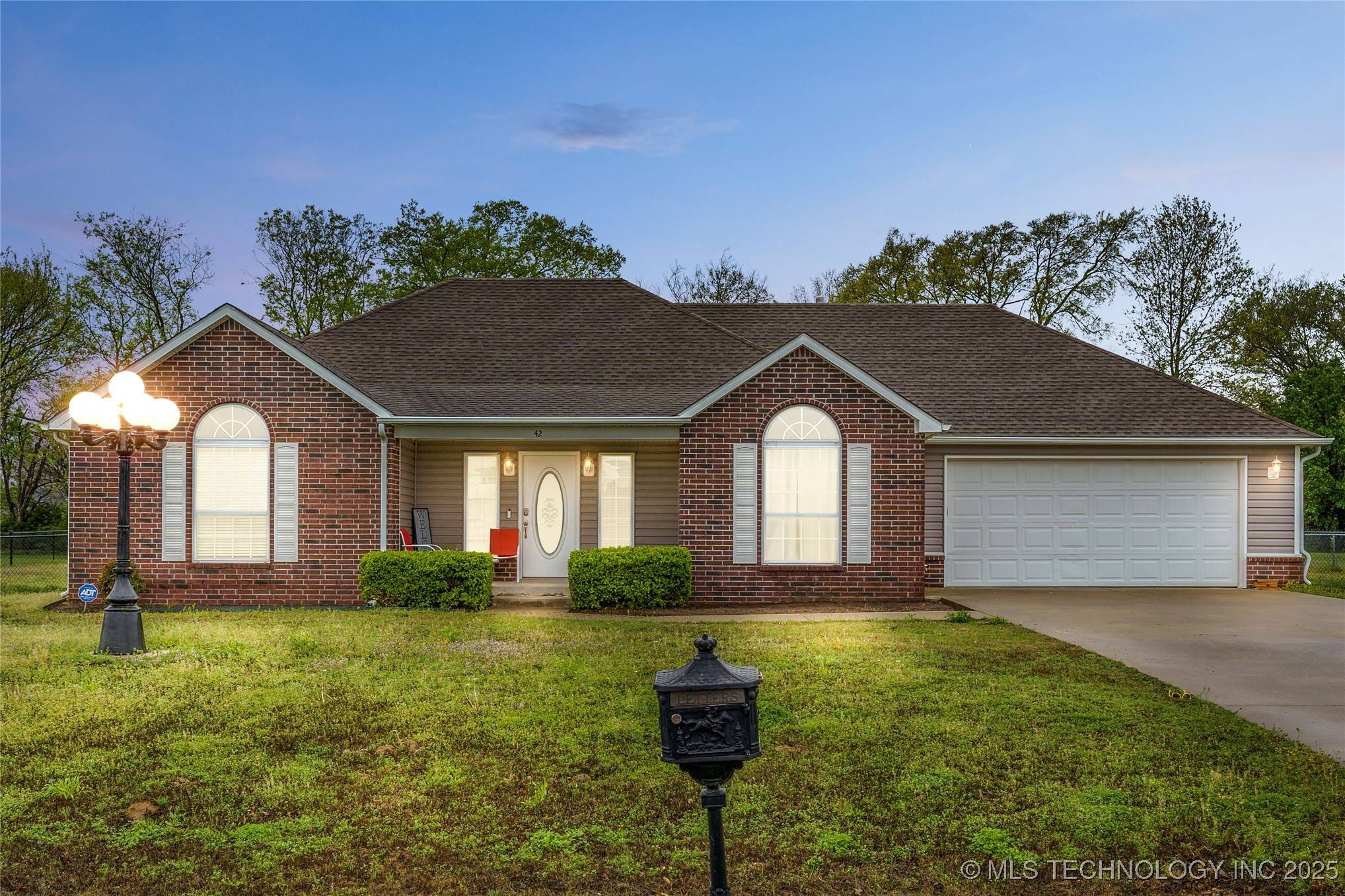 42 Winfield DR, Inola, OK 74036