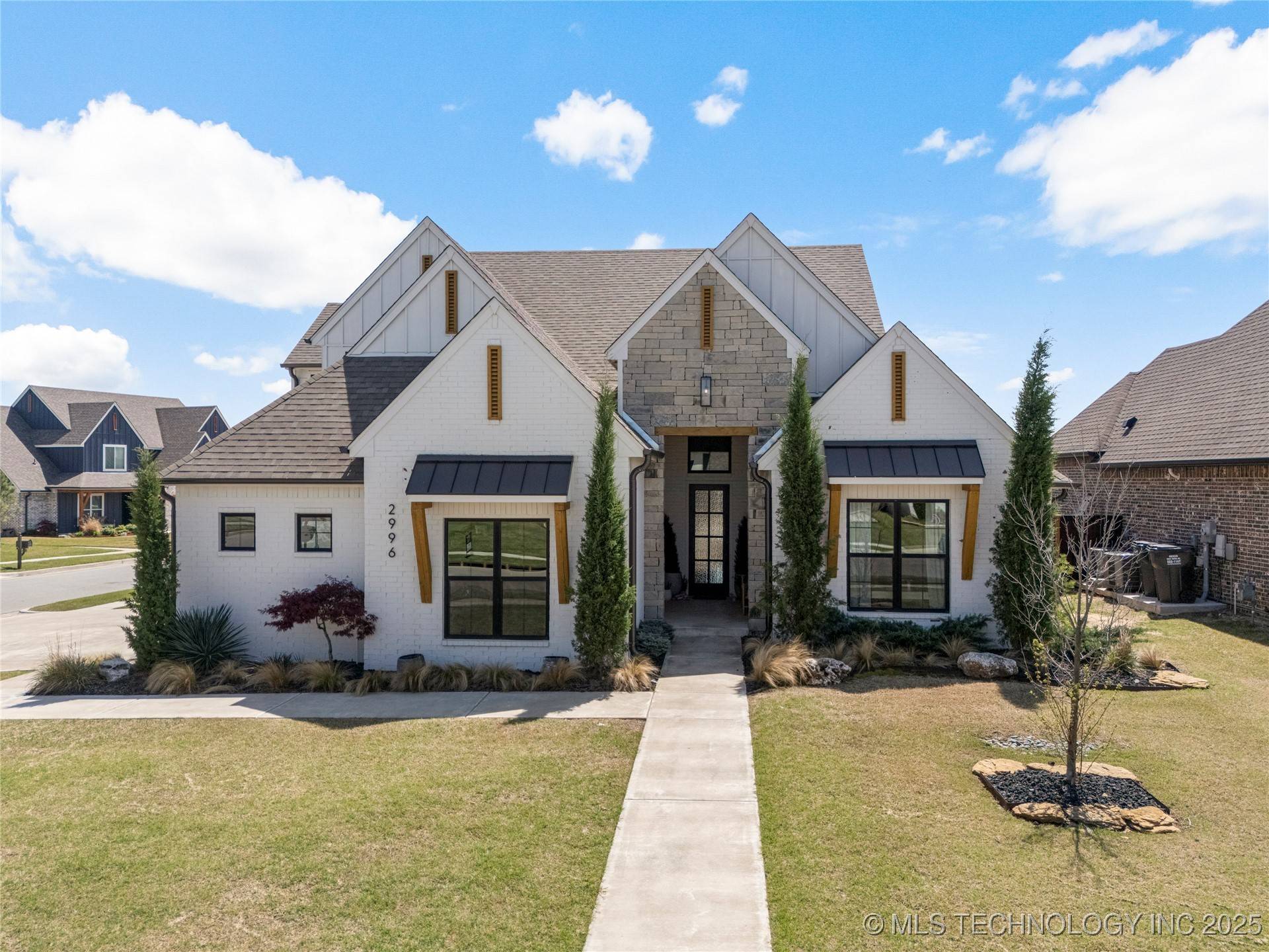 2996 E 142nd CT S, Bixby, OK 74008
