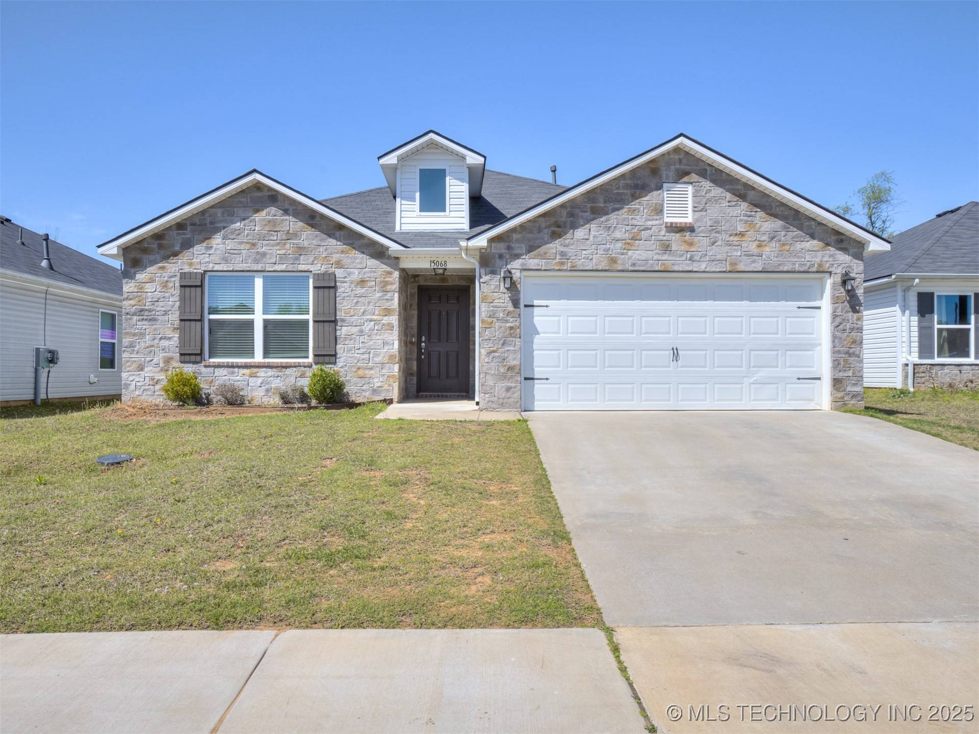 15068 S 284th East AVE, Coweta, OK 74429