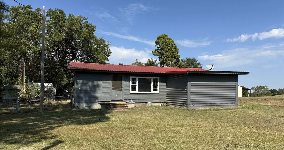 5896 Kickapoo AVE, Kingston, OK 73439