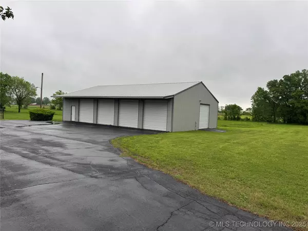 Skiatook, OK 74070,1805 E 166th ST N