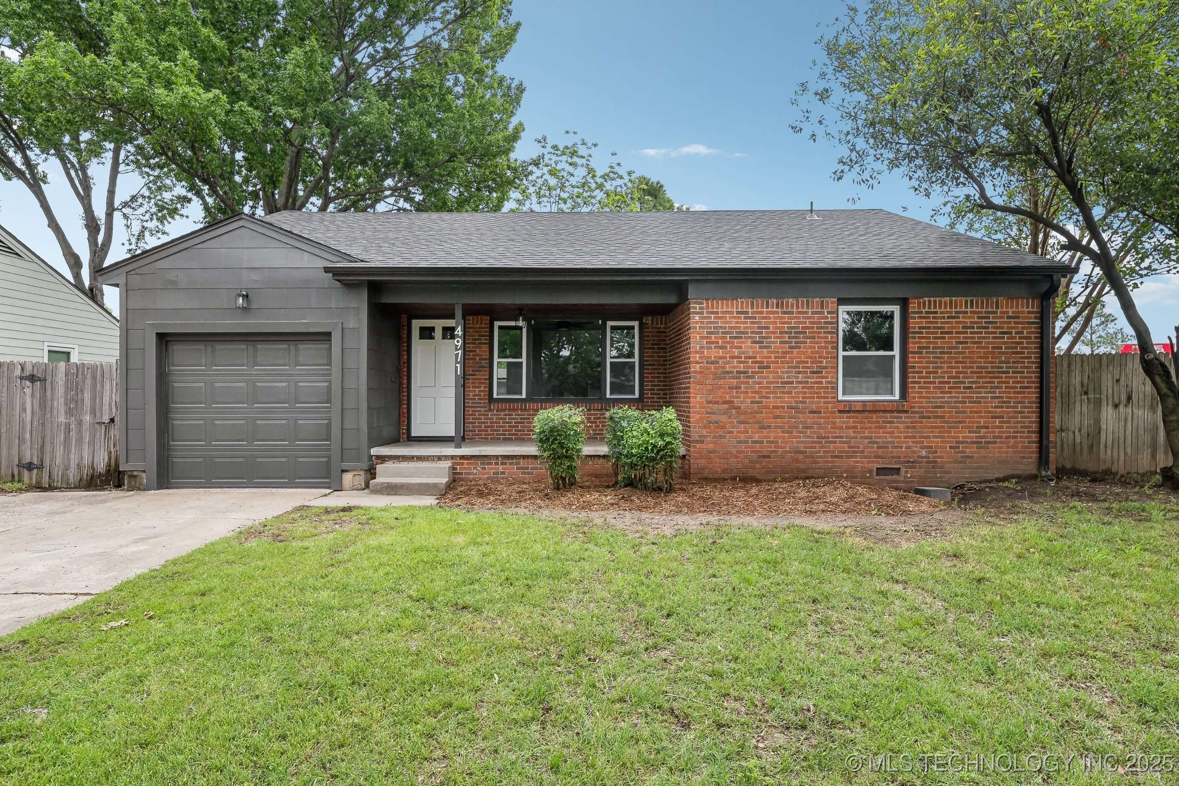 4971 S Madison AVE, Tulsa, OK 74105