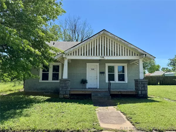 929 E Walnut ST,  Cushing,  OK 74023