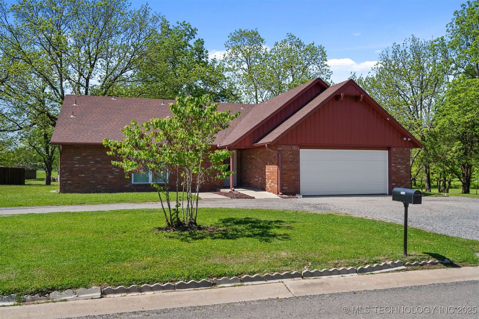 1510 Bowden PL, Fort Gibson, OK 74434