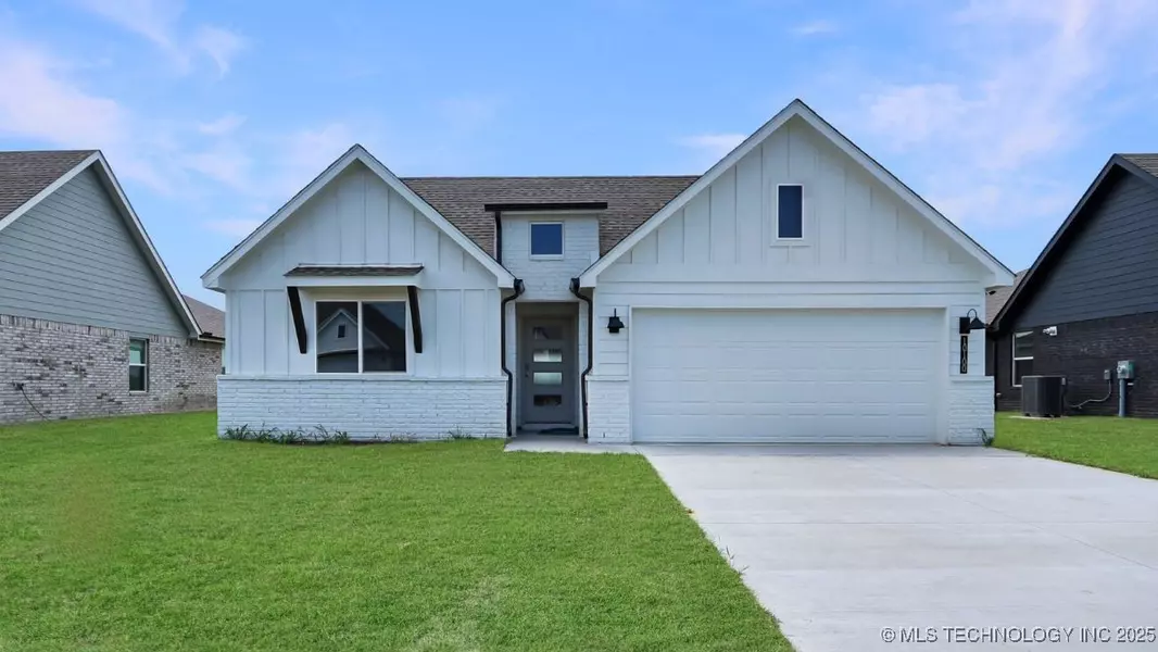 10100 E 132nd ST S, Bixby, OK 74014