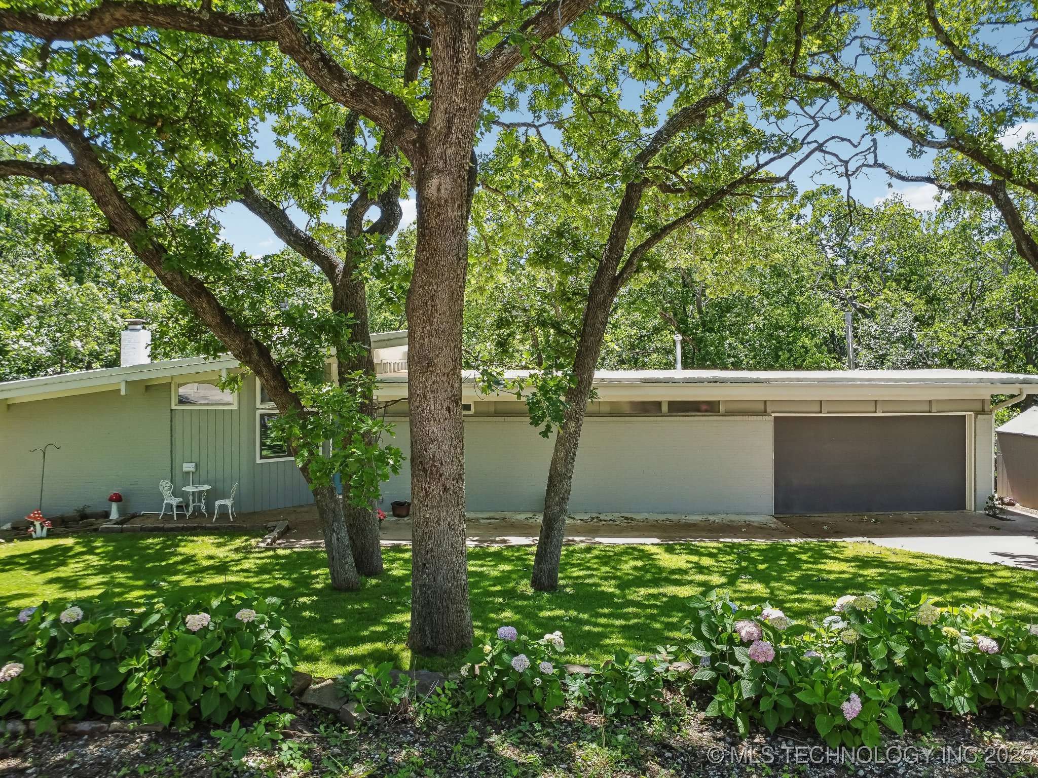 3409 Willowood DR, Bartlesville, OK 74006