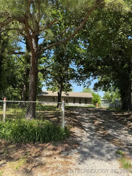 11204 S 153rd West Avenue, Sapulpa, OK 74066