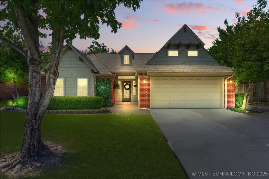 1210 E 146th PL S, Glenpool, OK 74033