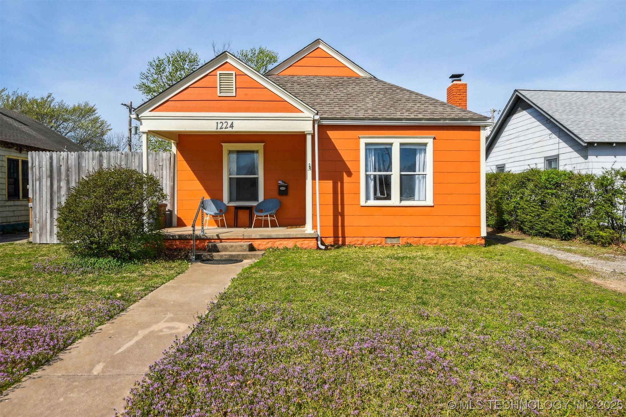 1224 S Columbia PL, Tulsa, OK 74104