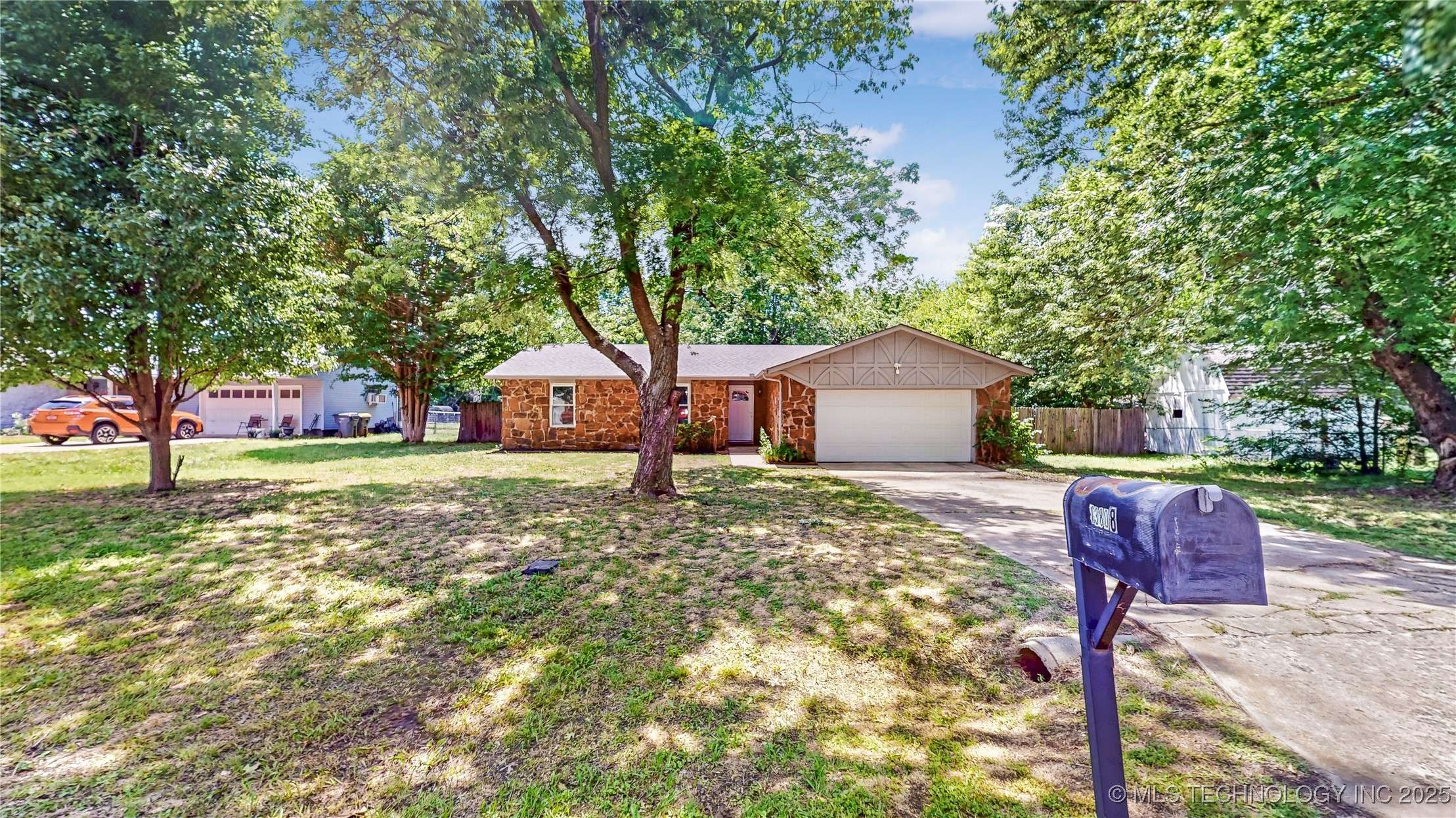 13808 S Dogwood ST, Glenpool, OK 74033