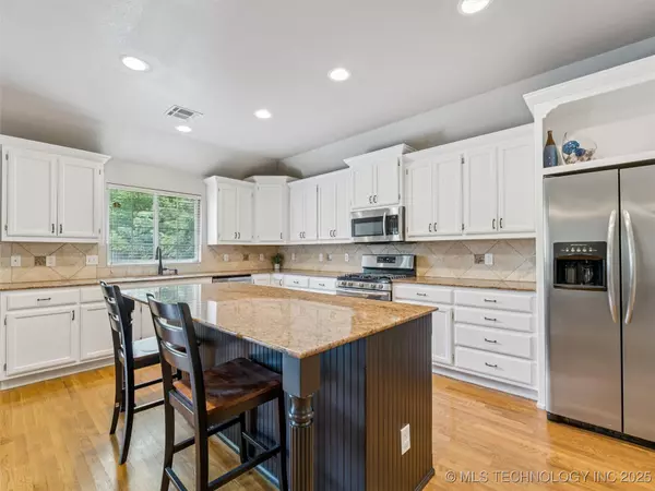 Broken Arrow, OK 74012,2505 S Willow AVE