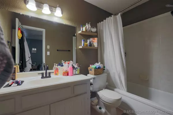 Broken Arrow, OK 74011,4341 S Elm AVE