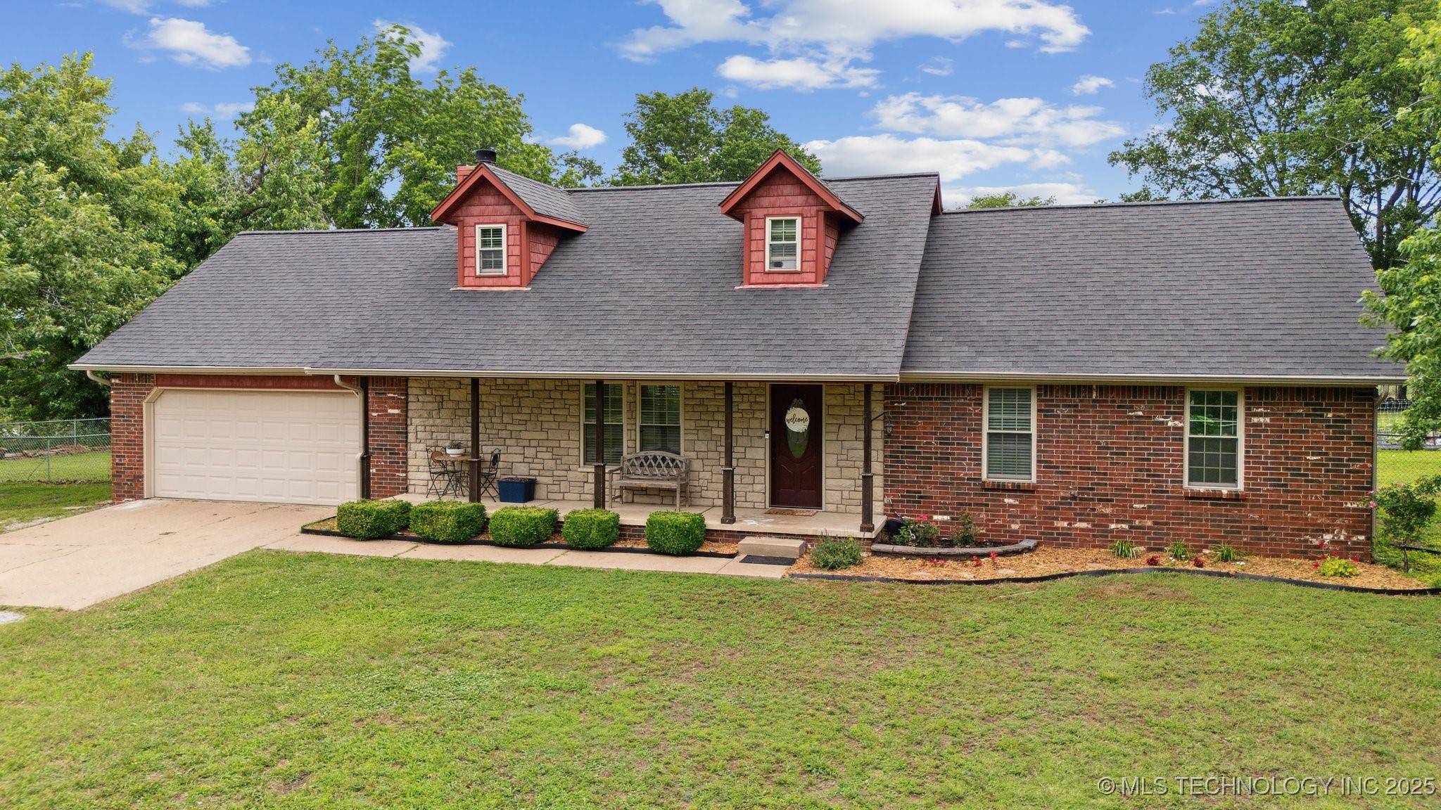 9065 E Prairie View DR, Claremore, OK 74019