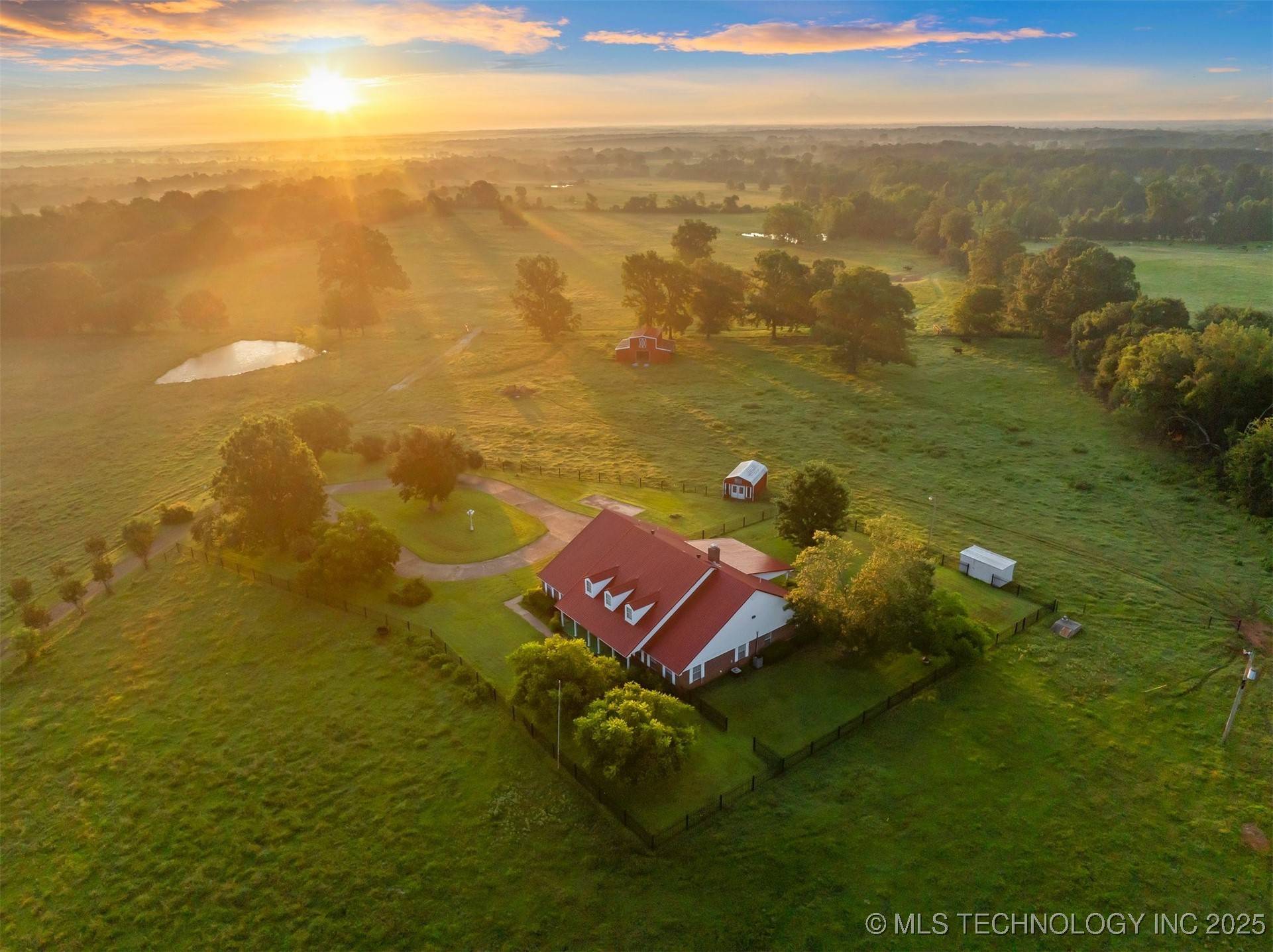 800 N Denison RD, Idabel, OK 74745