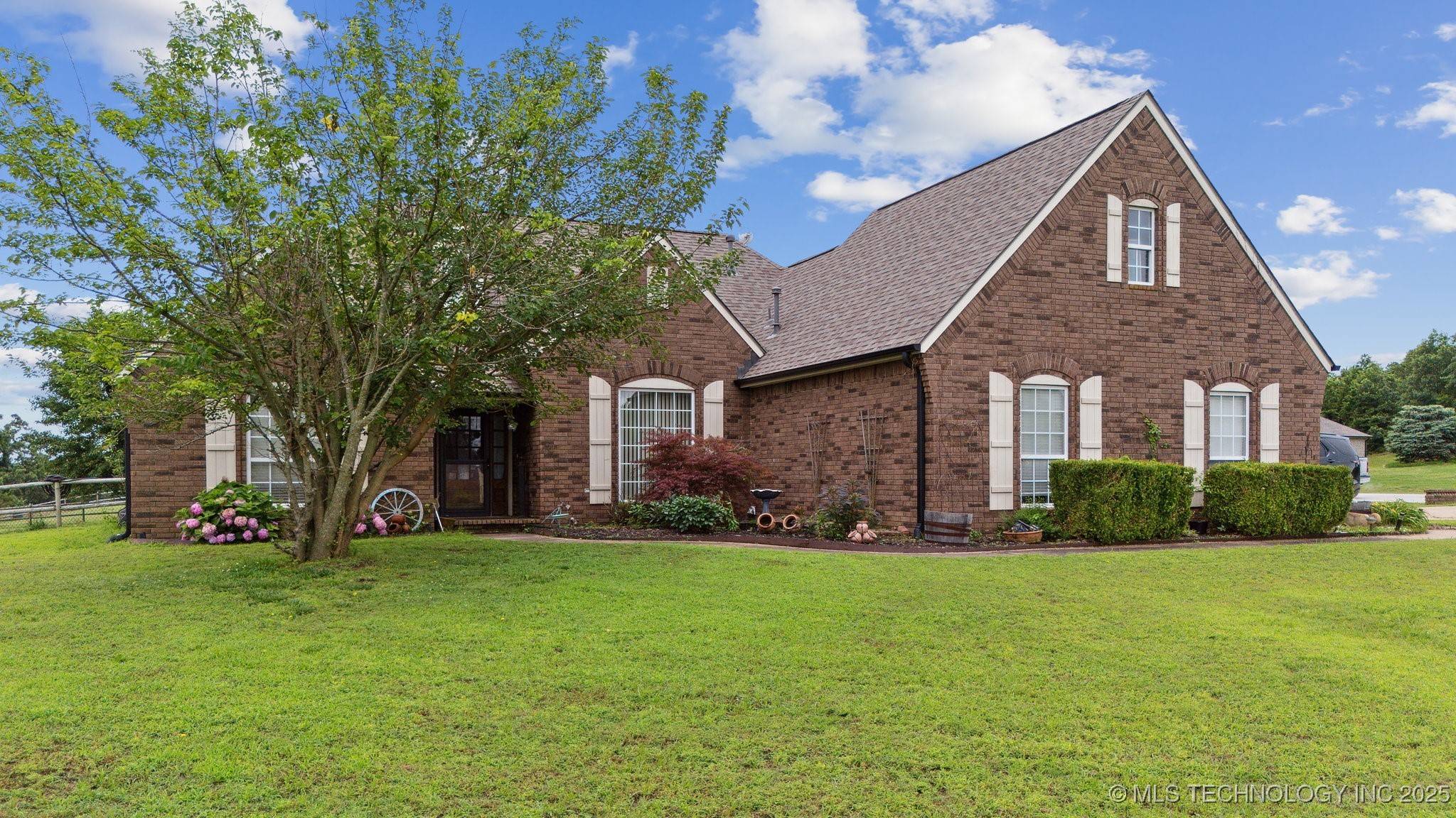 15374 Lakewood CT, Claremore, OK 74017