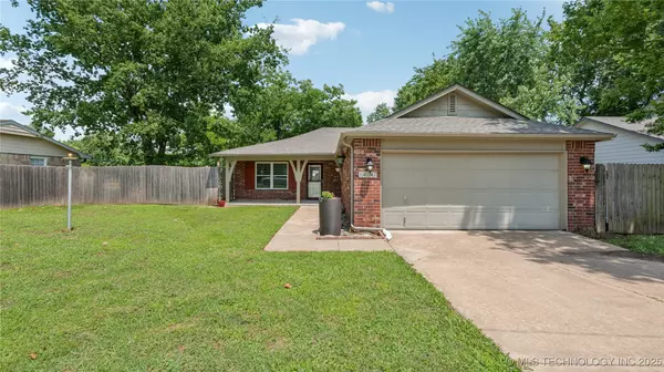 14047 S 293rd AVE E, Coweta, OK 74429