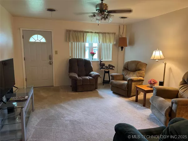 Muskogee, OK 74403,1107 S Utah ST