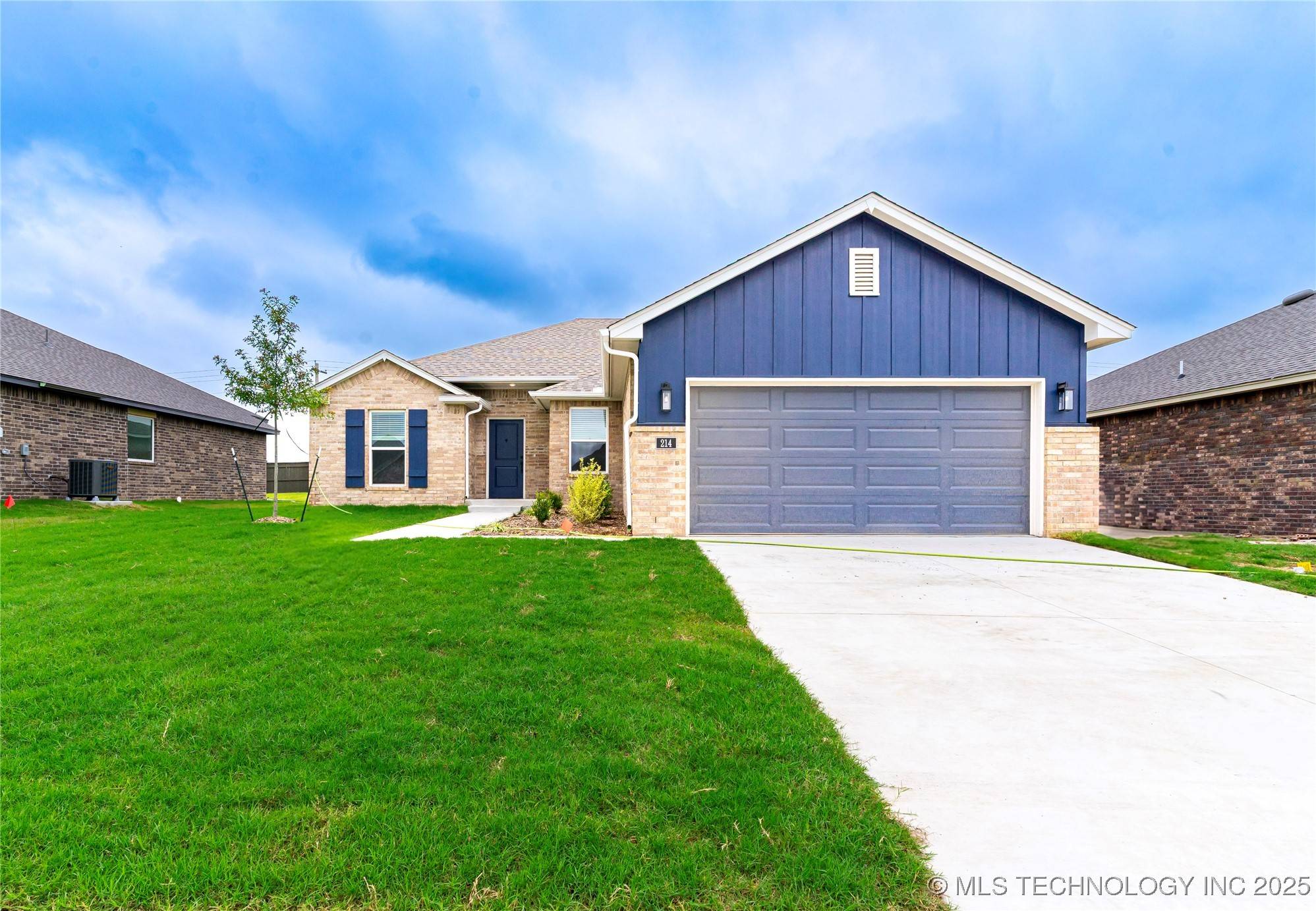214 S 26th ST, Collinsville, OK 74021