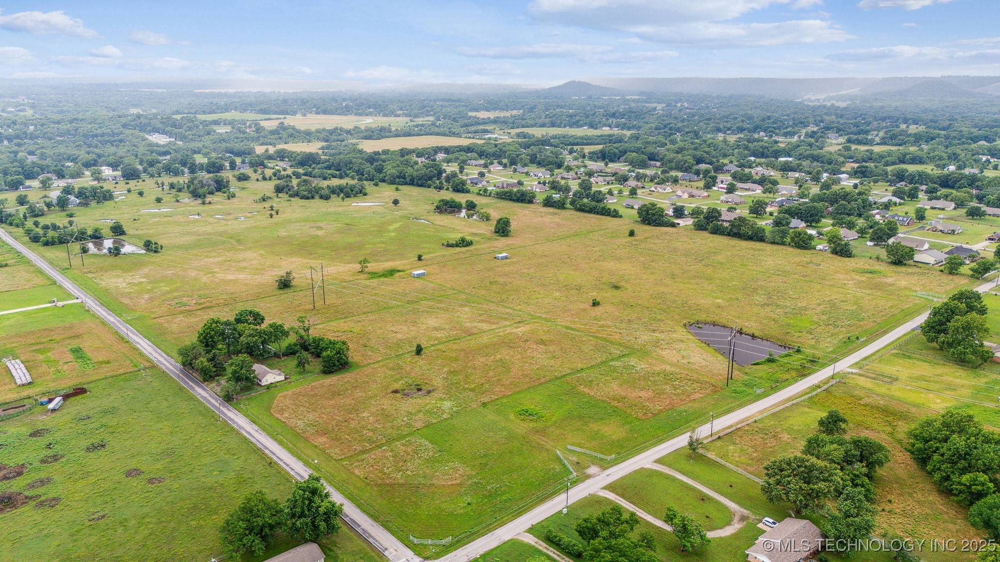 4120 RD, Claremore, OK 74019