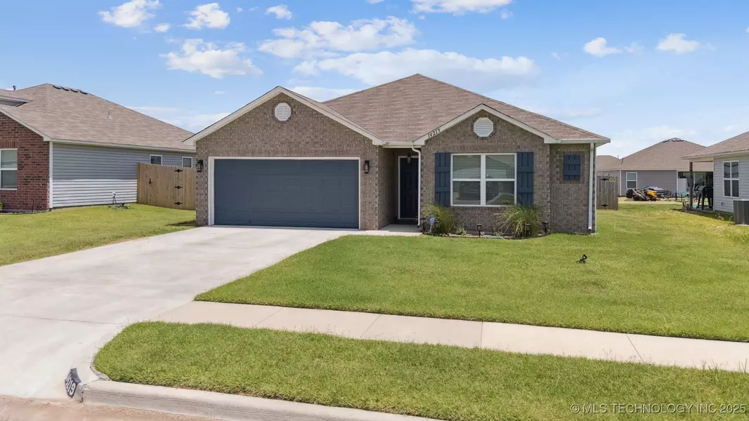 14219 N 74th AVE, Collinsville, OK 74021