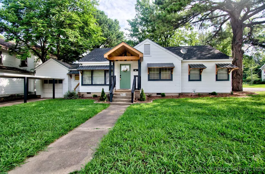 1424 E Okmulgee ST, Muskogee, OK 74403